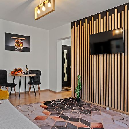 Apartament De Lux Drumul Taberei Bükreş Dış mekan fotoğraf